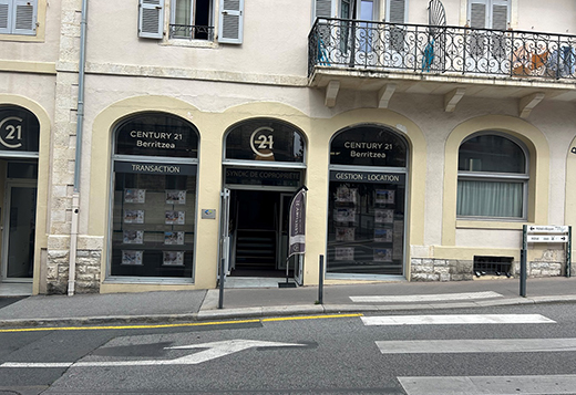 Agence immobilièreCENTURY 21 Berritzea, 64200 BIARRITZ