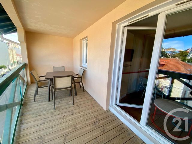 Afficher la photo en grand Appartement T2 à vendre - 2 pièces - 43.0 m2 - BIARRITZ - 64 - AQUITAINE - Century 21 Berritzea