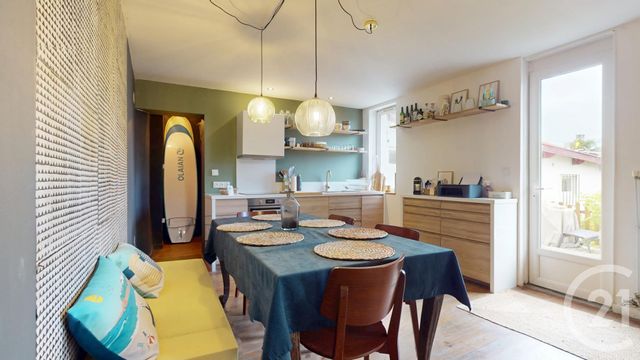 Afficher la photo en grand Appartement F2 bis à vendre - 3 pièces - 51.5 m2 - BIARRITZ - 64 - AQUITAINE - Century 21 Berritzea