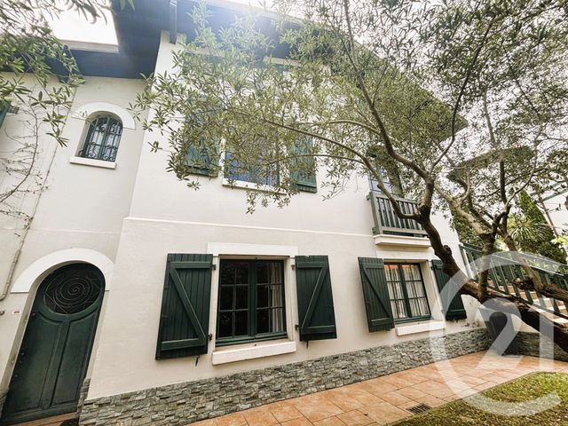 Afficher la photo en grand maison à vendre - 8 pièces - 211.0 m2 - BIARRITZ - 64 - AQUITAINE - Century 21 Berritzea