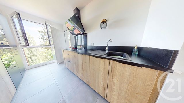 Afficher la photo en grand Appartement à vendre - 4 pièces - 78.04 m2 - MOUGUERRE - 64 - AQUITAINE - Century 21 Berritzea