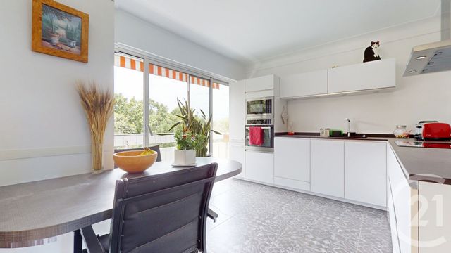 Appartement T3 à vendre - 3 pièces - 108.48 m2 - ANGLET - 64 - AQUITAINE - Century 21 Berritzea