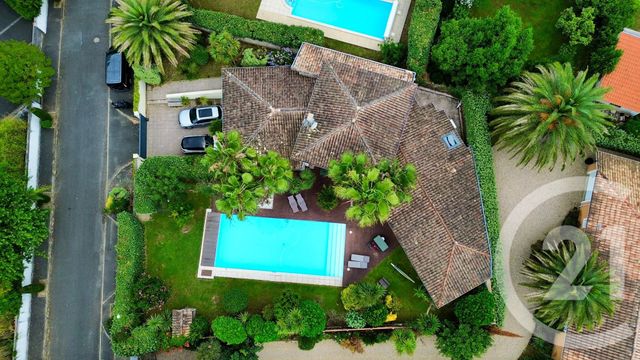 maison à vendre - 8 pièces - 254.93 m2 - BIARRITZ - 64 - AQUITAINE - Century 21 Berritzea