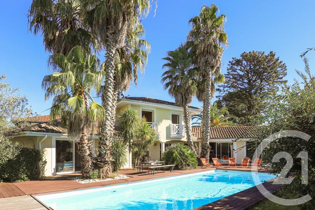 maison à vendre - 8 pièces - 254.93 m2 - BIARRITZ - 64 - AQUITAINE - Century 21 Berritzea