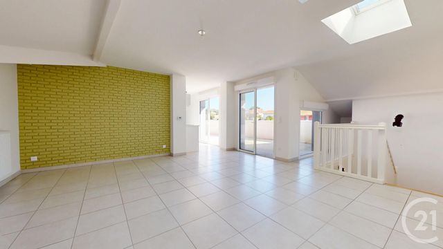 Appartement T4 à vendre - 4 pièces - 93.34 m2 - BOUCAU - 64 - AQUITAINE - Century 21 Berritzea
