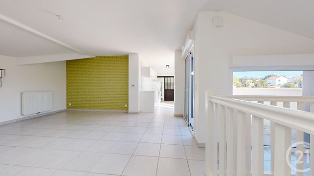 Appartement T4 à vendre - 4 pièces - 93.34 m2 - BOUCAU - 64 - AQUITAINE - Century 21 Berritzea