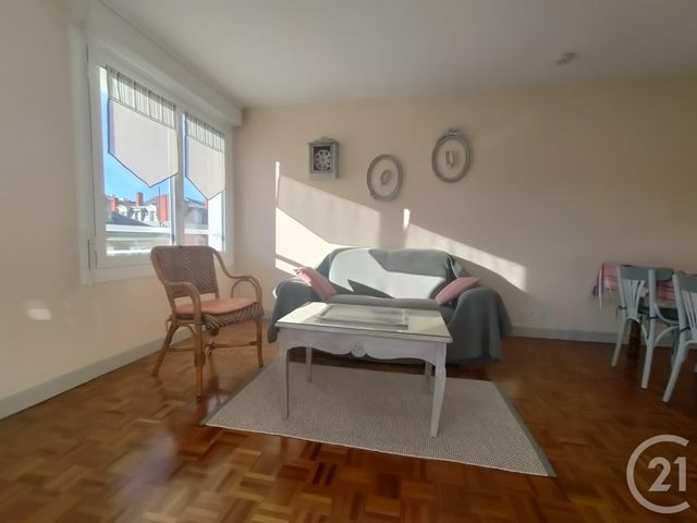 Appartement F3 à louer - 3 pièces - 54.54 m2 - BIARRITZ - 64 - AQUITAINE - Century 21 Berritzea