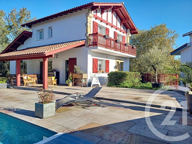 maison à vendre - 9 pièces - 243.0 m2 - ST PIERRE D IRUBE - 64 - AQUITAINE - Century 21 Berritzea