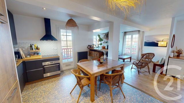 Appartement à vendre - 3 pièces - 77.87 m2 - AHETZE - 64 - AQUITAINE - Century 21 Berritzea