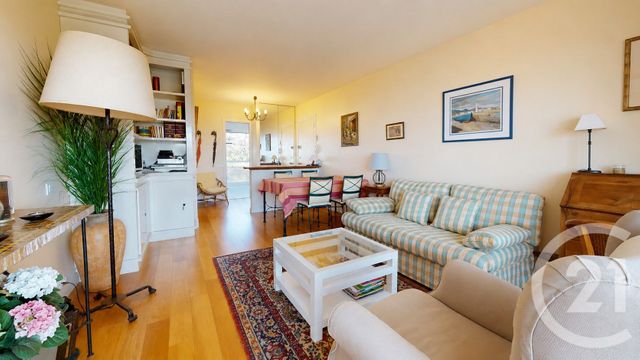 Appartement T3 à vendre - 3 pièces - 61.39 m2 - BIARRITZ - 64 - AQUITAINE - Century 21 Berritzea