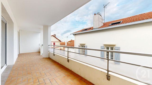 Appartement T4 à vendre - 4 pièces - 86.6 m2 - BIARRITZ - 64 - AQUITAINE - Century 21 Berritzea