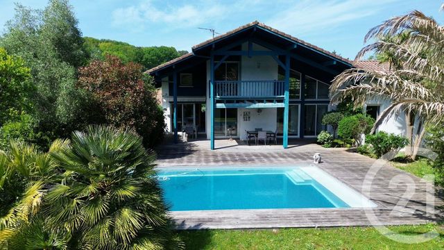 maison à vendre - 5 pièces - 176.98 m2 - ARCANGUES - 64 - AQUITAINE - Century 21 Berritzea