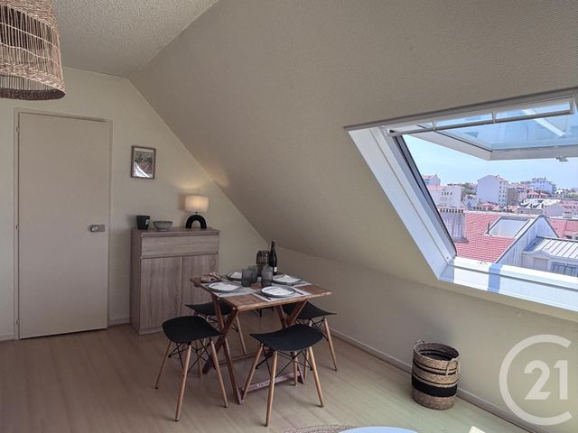 Appartement Studio à vendre - 1 pièce - 24.92 m2 - BIARRITZ - 64 - AQUITAINE - Century 21 Berritzea