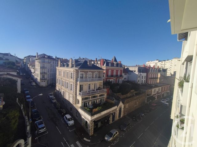 Appartement F3 à louer - 3 pièces - 54.54 m2 - BIARRITZ - 64 - AQUITAINE - Century 21 Berritzea