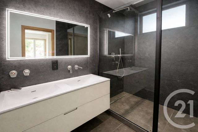 Appartement T6 à vendre - 6 pièces - 183.43 m2 - BIARRITZ - 64 - AQUITAINE - Century 21 Berritzea