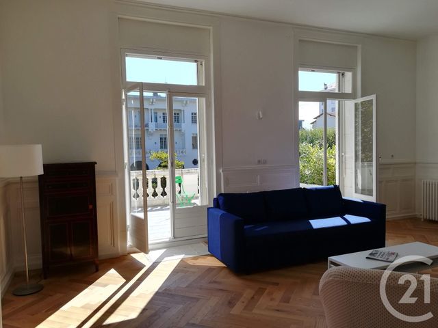 Appartement F2 à louer - 2 pièces - 66.28 m2 - BIARRITZ - 64 - AQUITAINE - Century 21 Berritzea