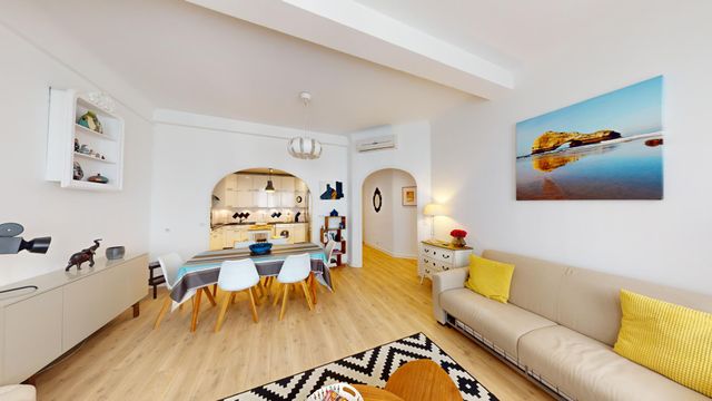 Appartement F3 à louer - 3 pièces - 83.0 m2 - BIARRITZ - 64 - AQUITAINE - Century 21 Berritzea